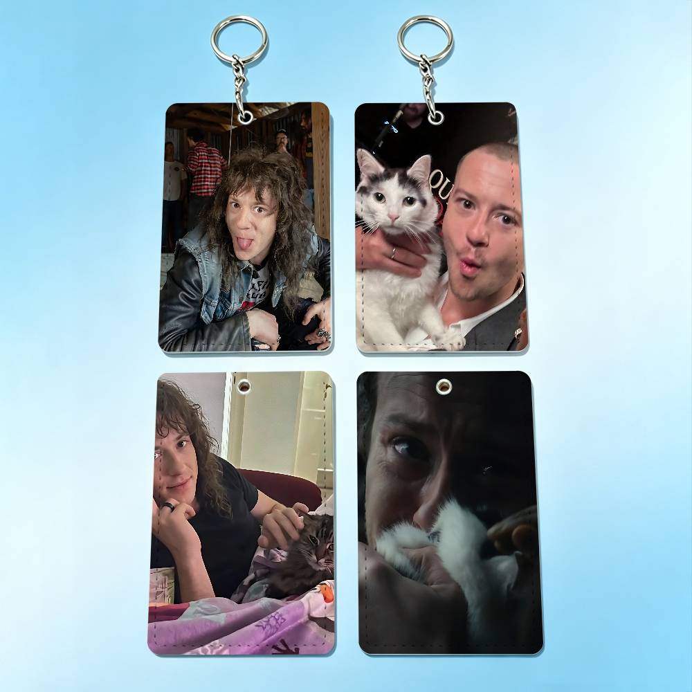 actor J-Joseph Quinn Cat Badge - огляд і ціна Leather Working