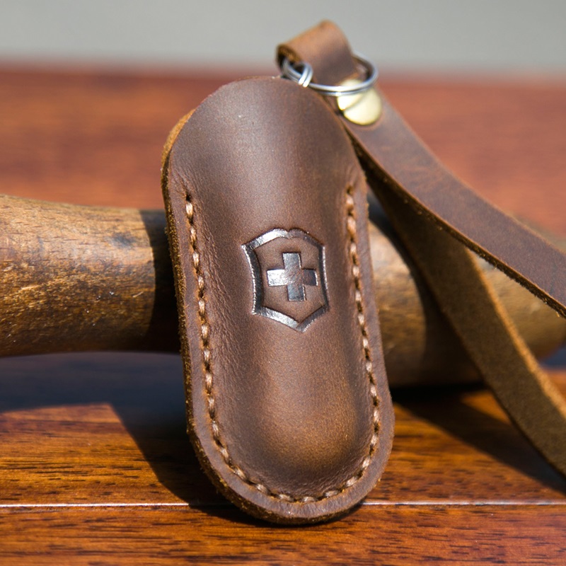 Swiss Knife, Leather Case Prot - огляд і ціна Leatherwork Knives