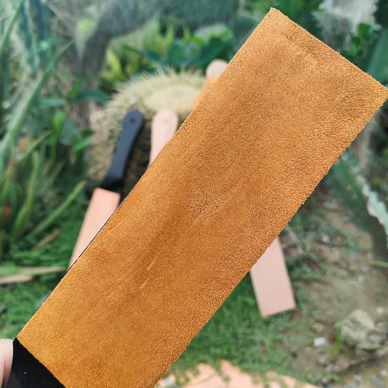 Natural Cowhide Sharpen Compou - огляд і ціна Leatherwork Knives